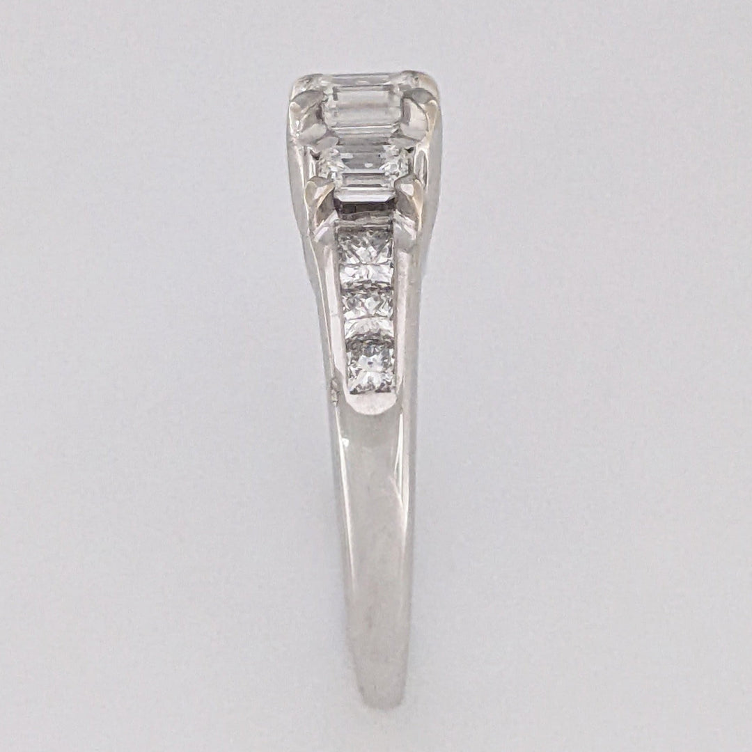 18K .69 CARAT TOTAL WEIGHT VS2 H DIAMOND EMERALD CUT (3) PRINCESS CUT (6) ESTATE TRINITY RING 4.8 GRAMS