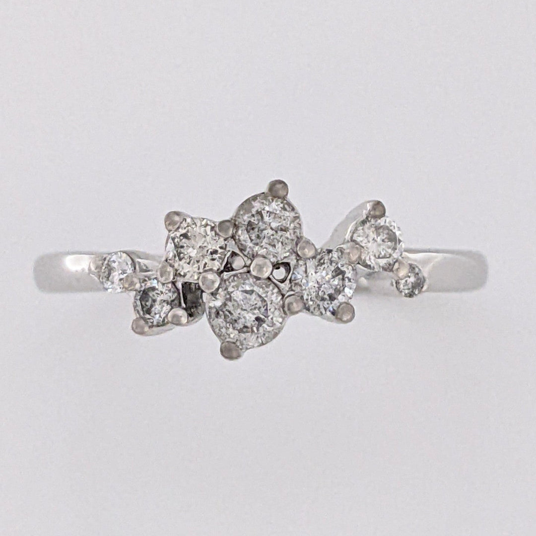 10K WHITE .41 CARAT TOTAL WEIGHT I1 J DIAMOND ROUND (8) CLUSTER ESTATE RING 2.3 GRAMS