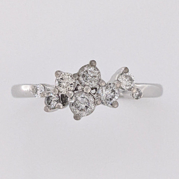 10K WHITE .41 CARAT TOTAL WEIGHT I1 J DIAMOND ROUND (8) CLUSTER ESTATE RING 2.3 GRAMS