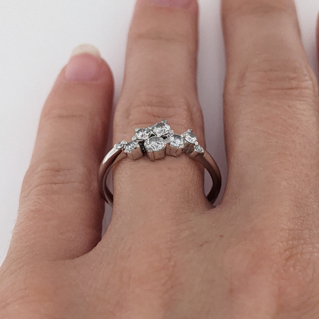 10K WHITE .41 CARAT TOTAL WEIGHT I1 J DIAMOND ROUND (8) CLUSTER ESTATE RING 2.3 GRAMS