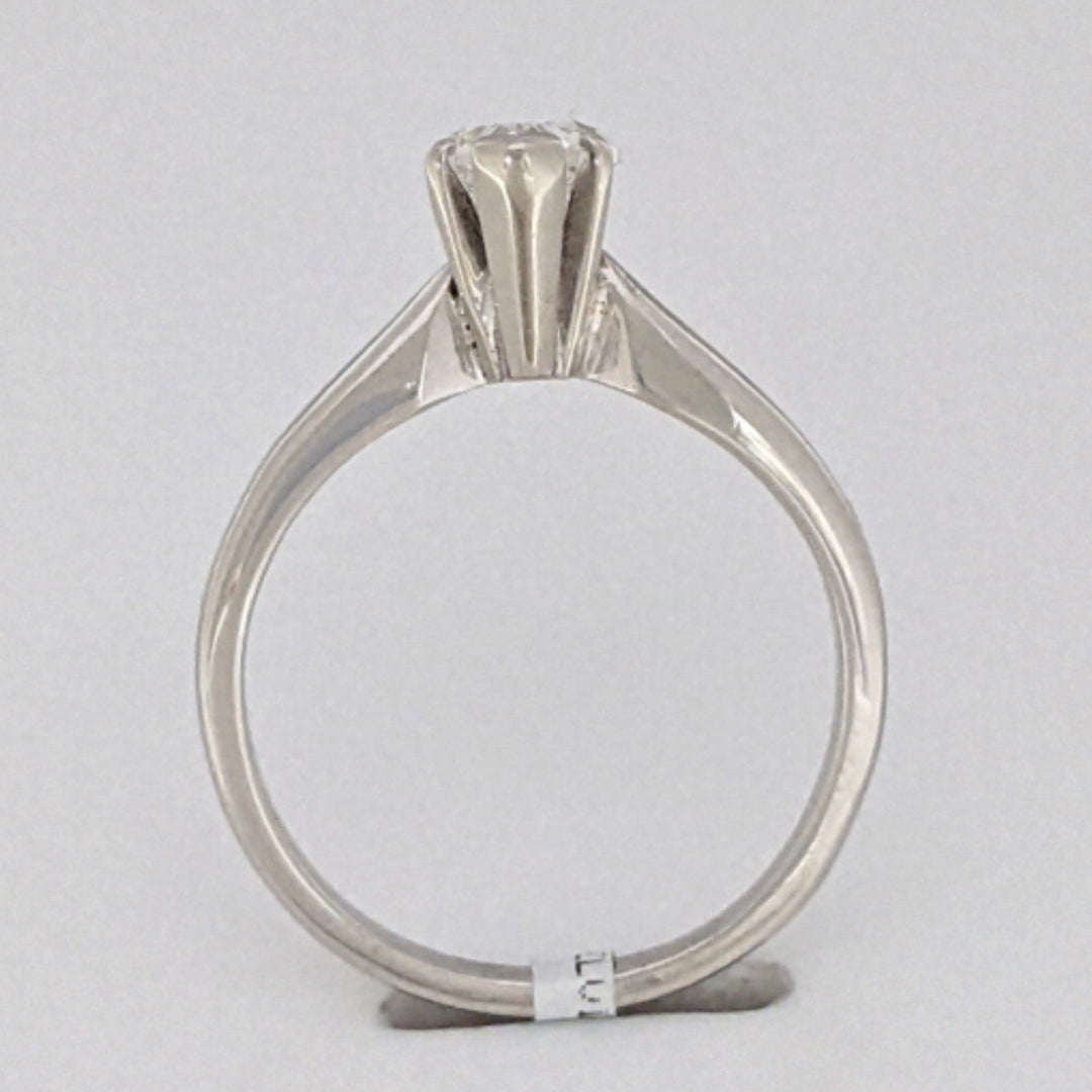 PLATINUM .54 CARAT TOTAL SI1 G DIAMOND HEART ESTATE SOLITAIRE RING 4.4 GRAMS