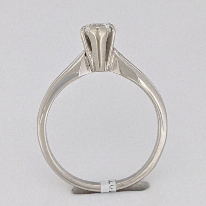 PLATINUM .54 CARAT TOTAL SI1 G DIAMOND HEART ESTATE SOLITAIRE RING 4.4 GRAMS