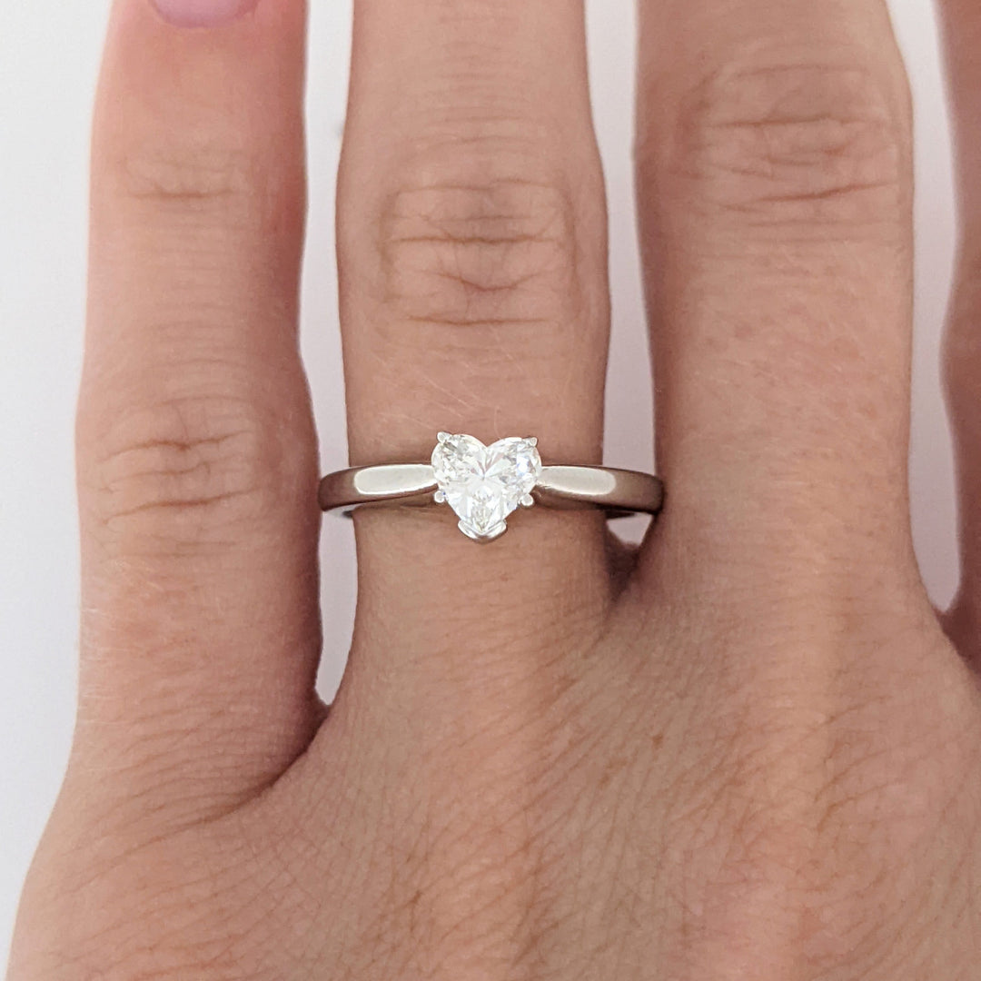 PLATINUM .54 CARAT TOTAL SI1 G DIAMOND HEART ESTATE SOLITAIRE RING 4.4 GRAMS