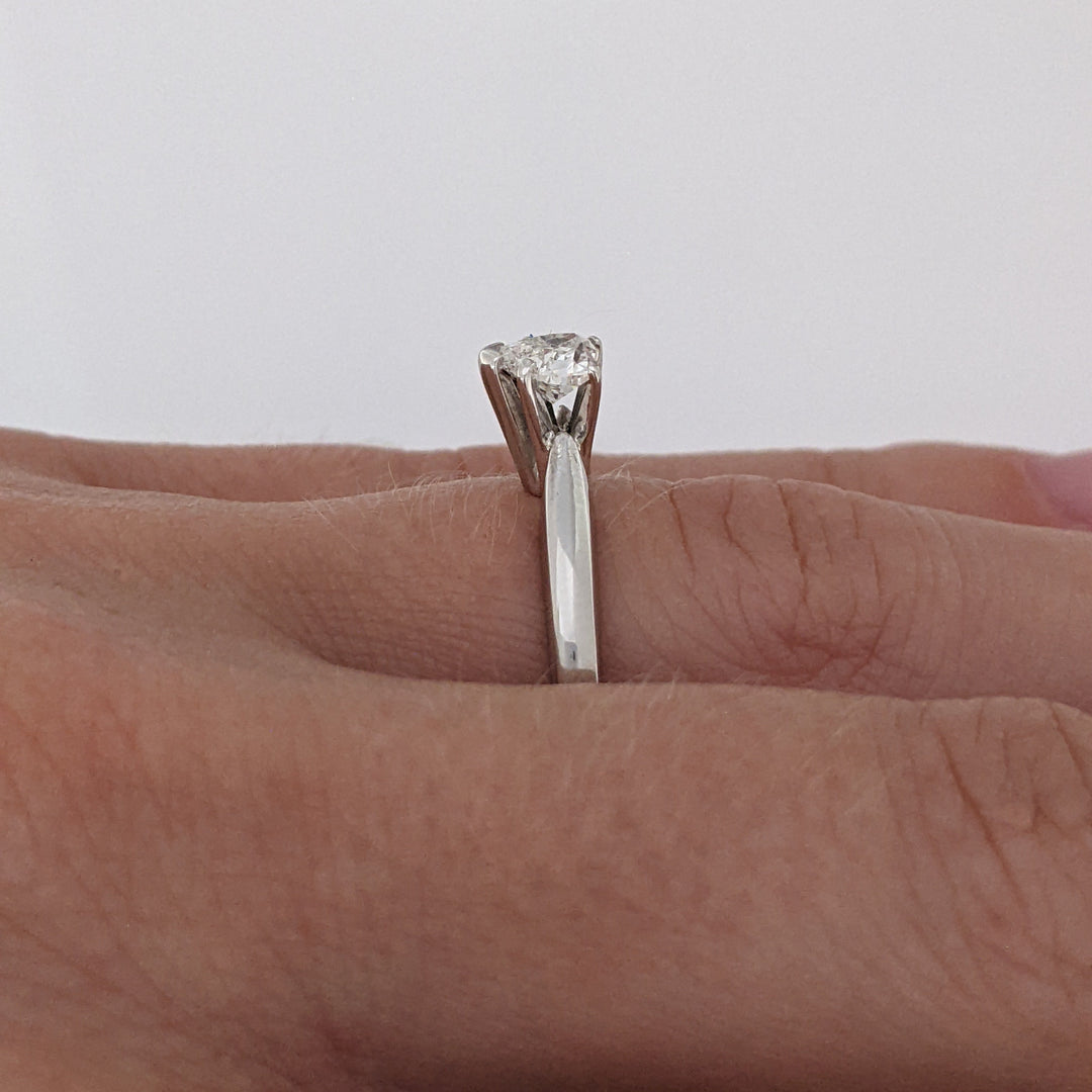 PLATINUM .54 CARAT TOTAL SI1 G DIAMOND HEART ESTATE SOLITAIRE RING 4.4 GRAMS