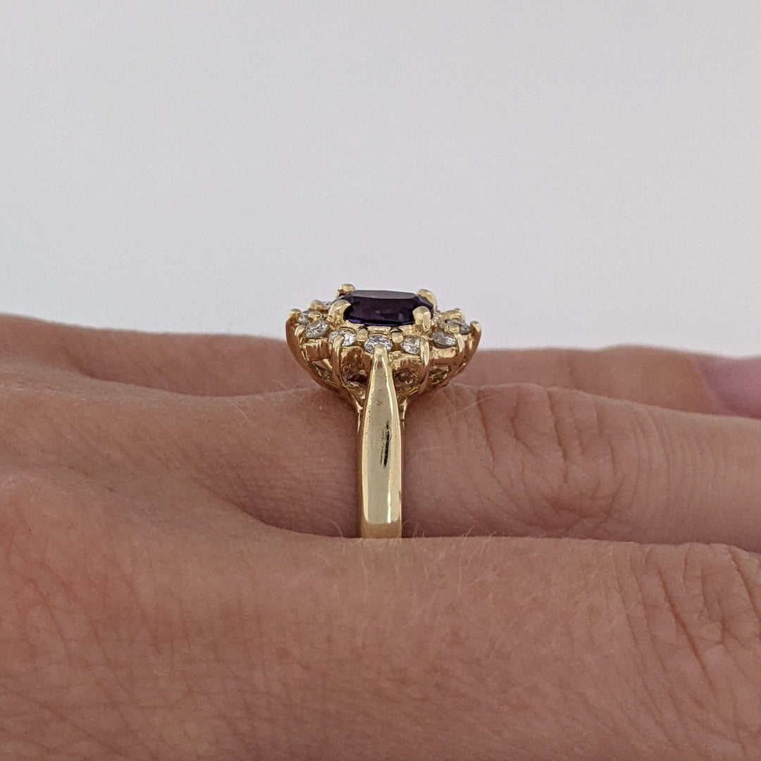 14K AMETHYST OVAL 5X7 WITH .24 DIAMOND TOTAL WEIGHT (12) ESTATE RING 4.6 GRAMS