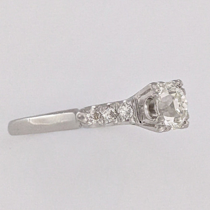 PLATINUM .72 CARAT TOTAL VS2 J DIAMOND ROUND WITH .12 DIAMOND TOTAL WEIGHT ESTATE RING 3.9 GRAMS