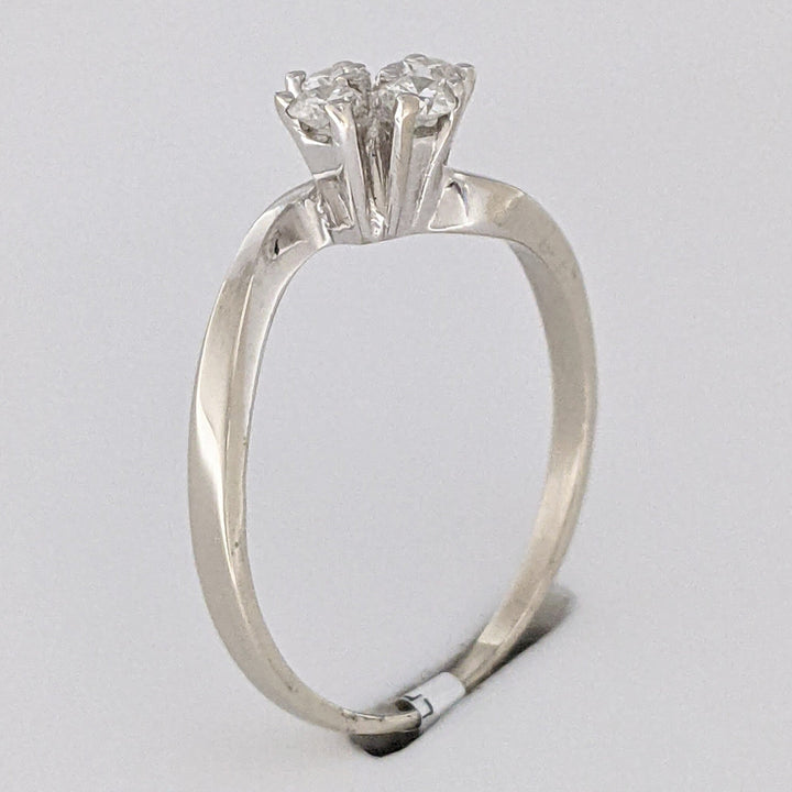 14K WHITE .24 CARAT TOTAL WEIGHT SI1 G DIAMOND ROUND (4) ESTATE RING 2.4 GRAMS