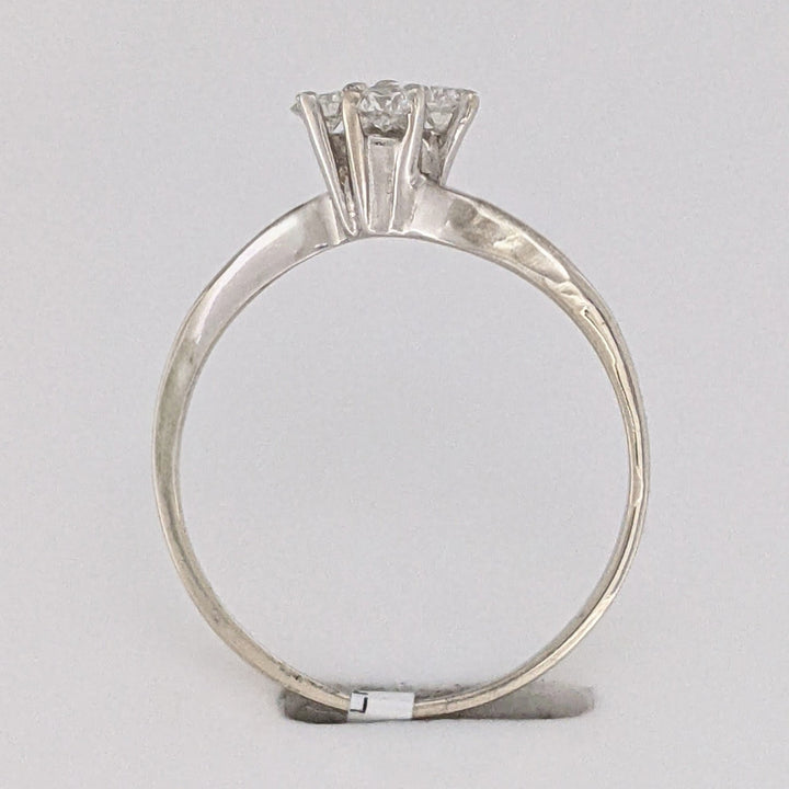 14K WHITE .24 CARAT TOTAL WEIGHT SI1 G DIAMOND ROUND (4) ESTATE RING 2.4 GRAMS