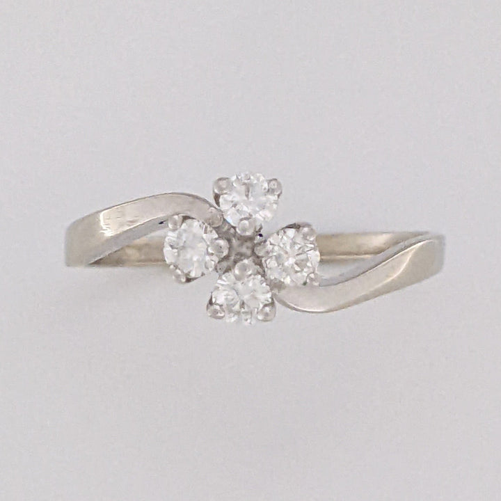 14K WHITE .24 CARAT TOTAL WEIGHT SI1 G DIAMOND ROUND (4) ESTATE RING 2.4 GRAMS