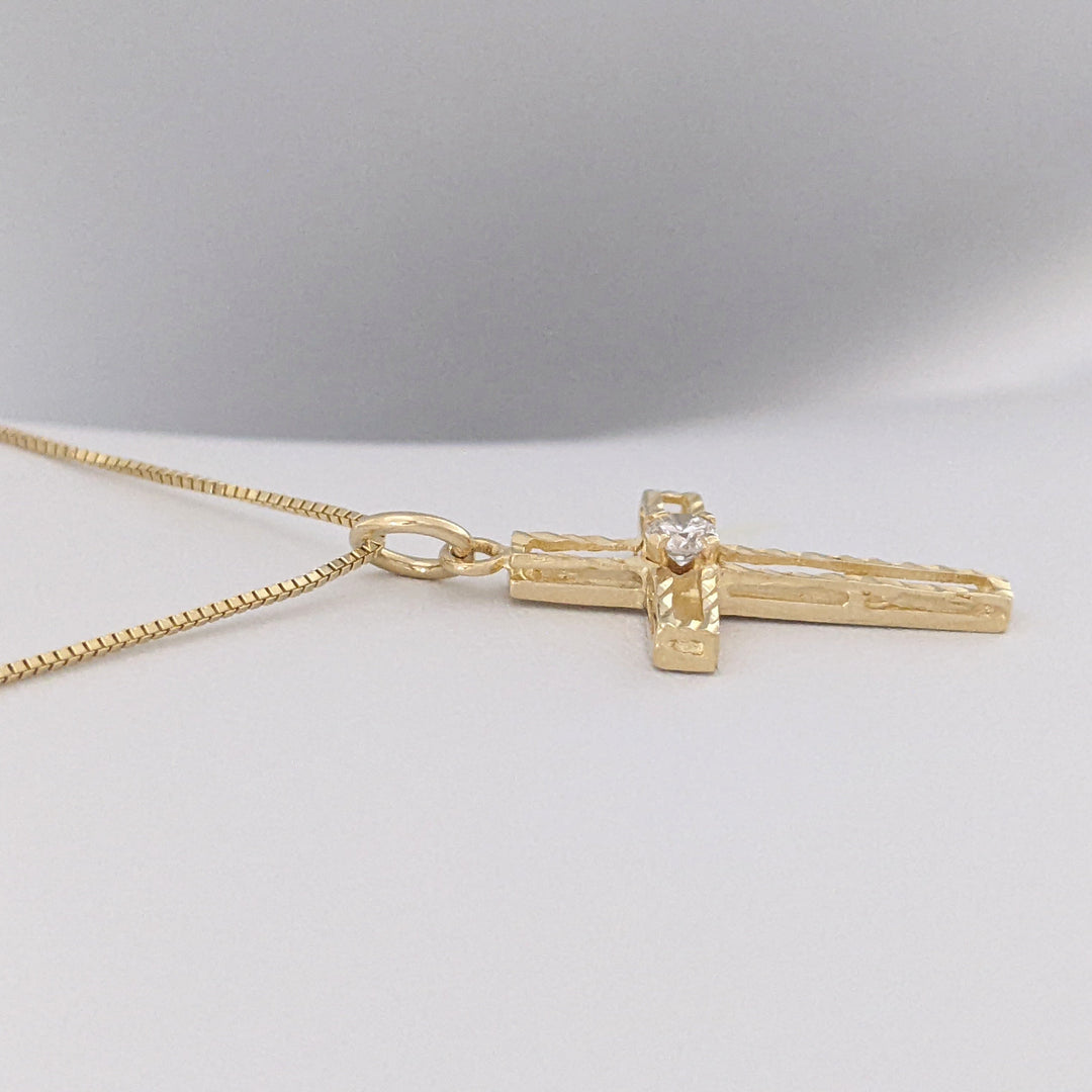 14K .16 CARAT TOTAL I1 I DIAMOND ROUND (1) DIAMOND CUT TRIM ESTATE CROSS PENDANT &amp; CHAIN 4.0 GRAMS