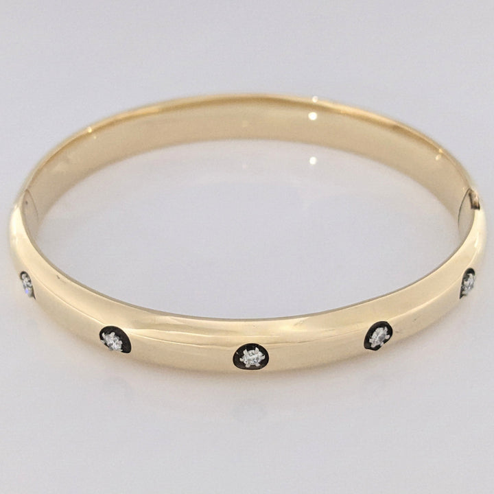14K .20 CARAT TOTAL WEIGHT SI1 H DIAMOND ROUND (5) ESTATE BANGLE BRACELET 10.6 GRAMS