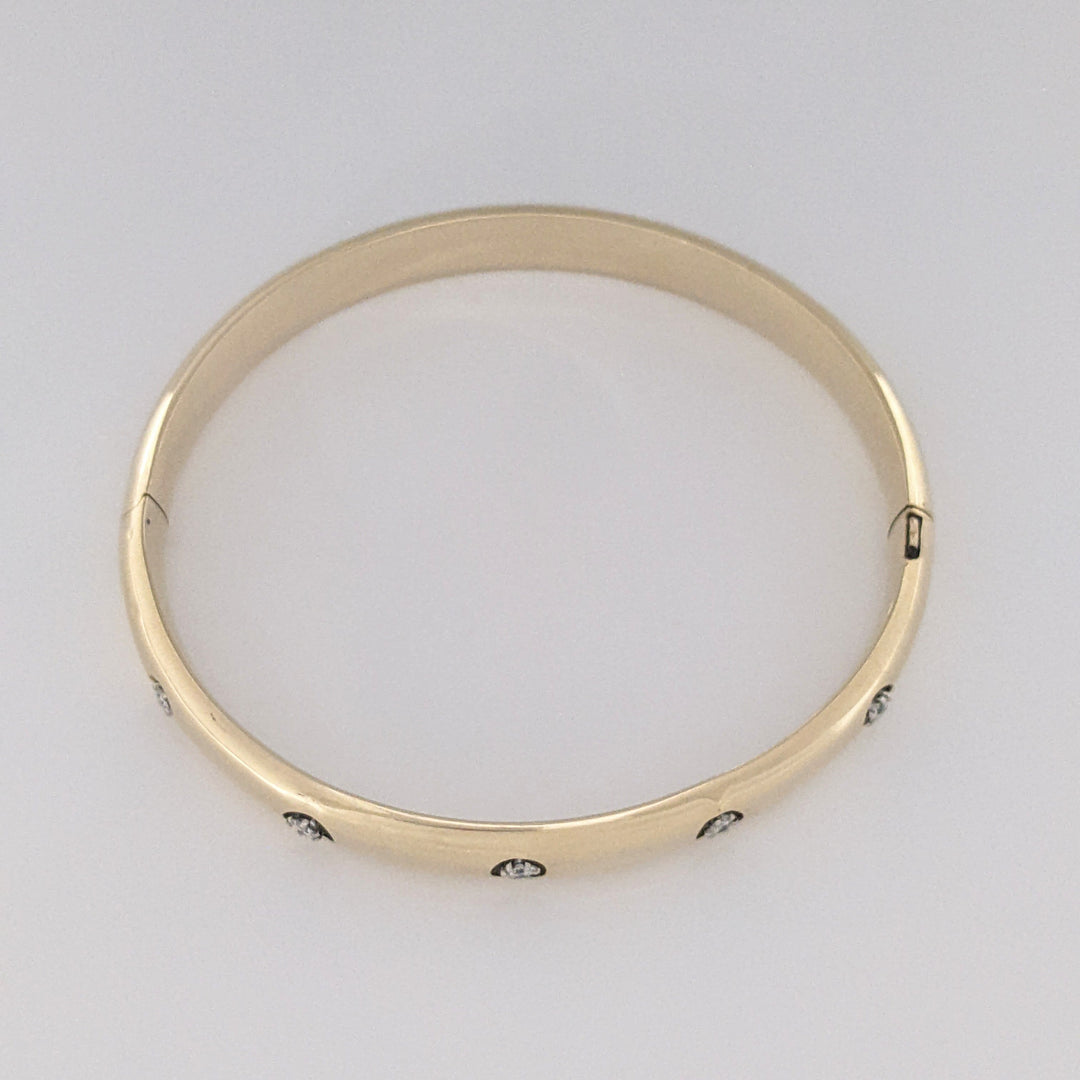 14K .20 CARAT TOTAL WEIGHT SI1 H DIAMOND ROUND (5) ESTATE BANGLE BRACELET 10.6 GRAMS