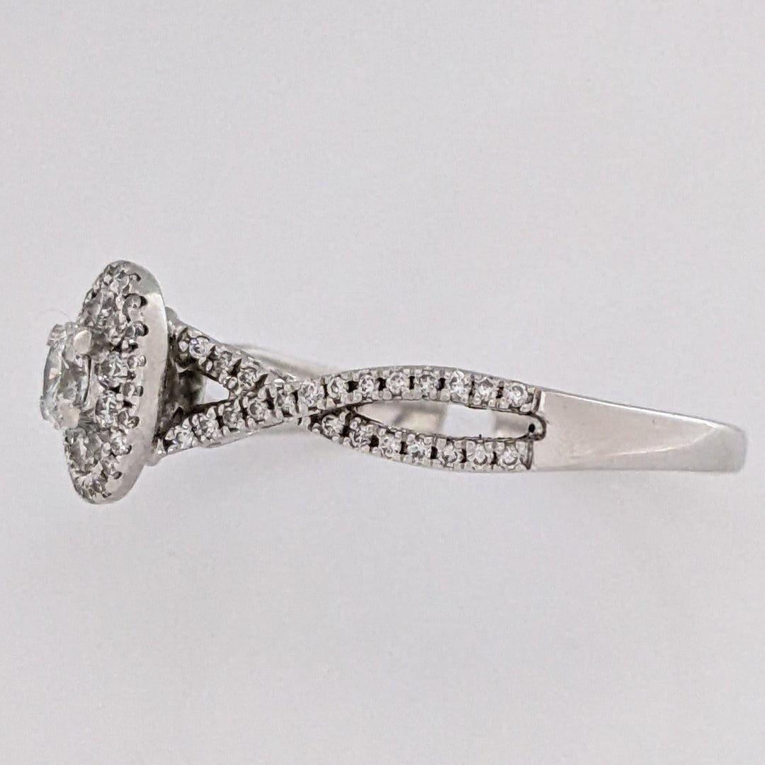 14K WHITE .64 CARAT TOTAL WEIGHT SI1 I DIAMOND OVAL (1) ROUND (78) ESTATE RING 3.3 GRAMS