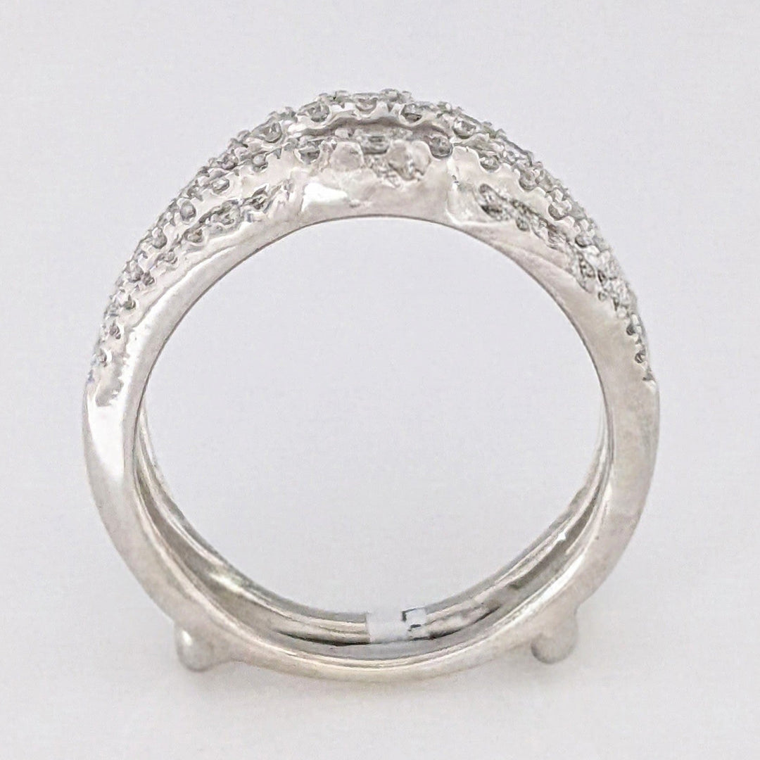 10K WHITE .84 CARAT TOTAL WEIGHT SI2 G DIAMOND ROUND (66) ESTATE RING JACKET 4.6 GRAMS