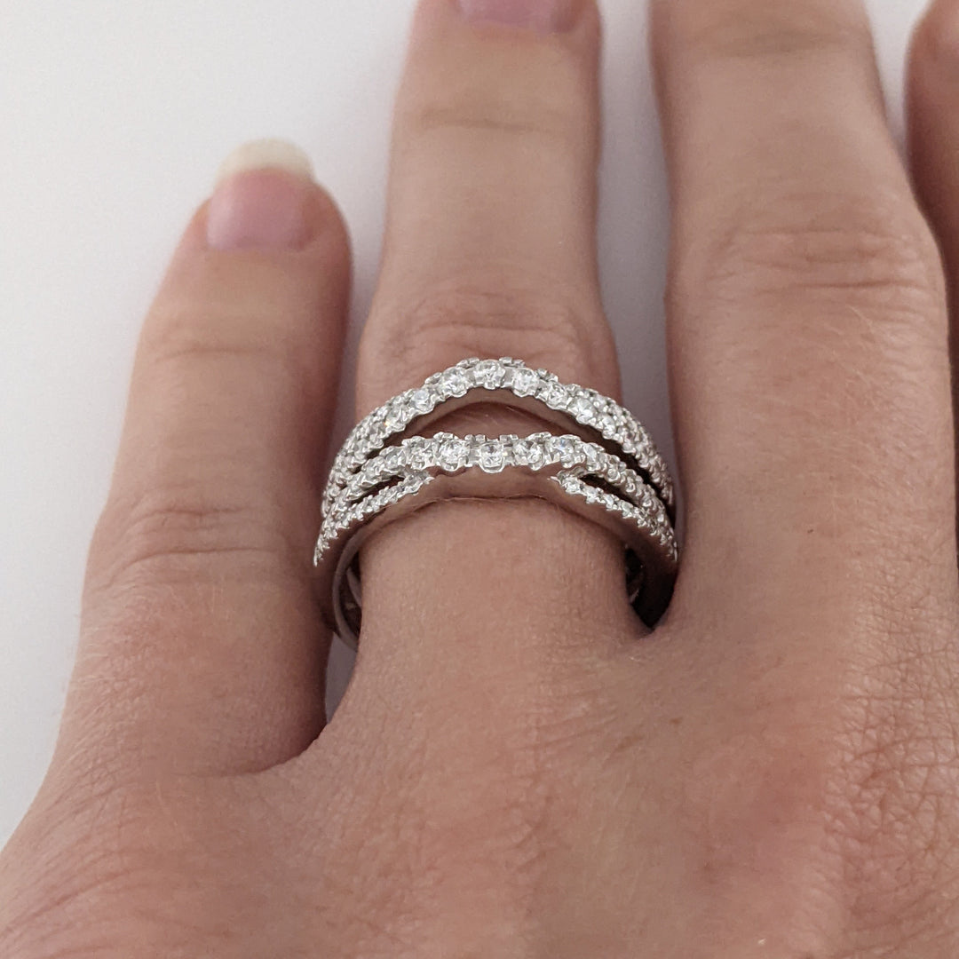 10K WHITE .84 CARAT TOTAL WEIGHT SI2 G DIAMOND ROUND (66) ESTATE RING JACKET 4.6 GRAMS