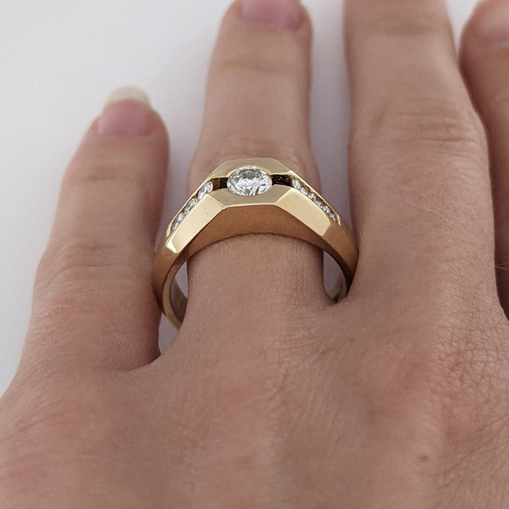 14K .75 CARAT TOTAL WEIGHT SI1 I DIAMOND ROUND (7) ESTATE RING 9.1 GRAMS