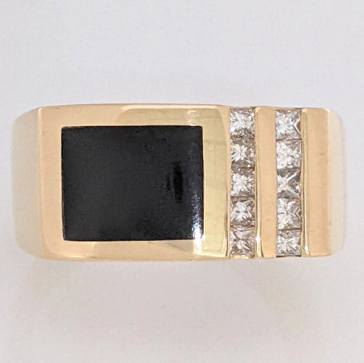14K ONYX 7.5X10MM WITH .40 CARAT TOTAL WEIGHT (10) PRINCESS CUT ESTATE RING 12.8 GRAMS