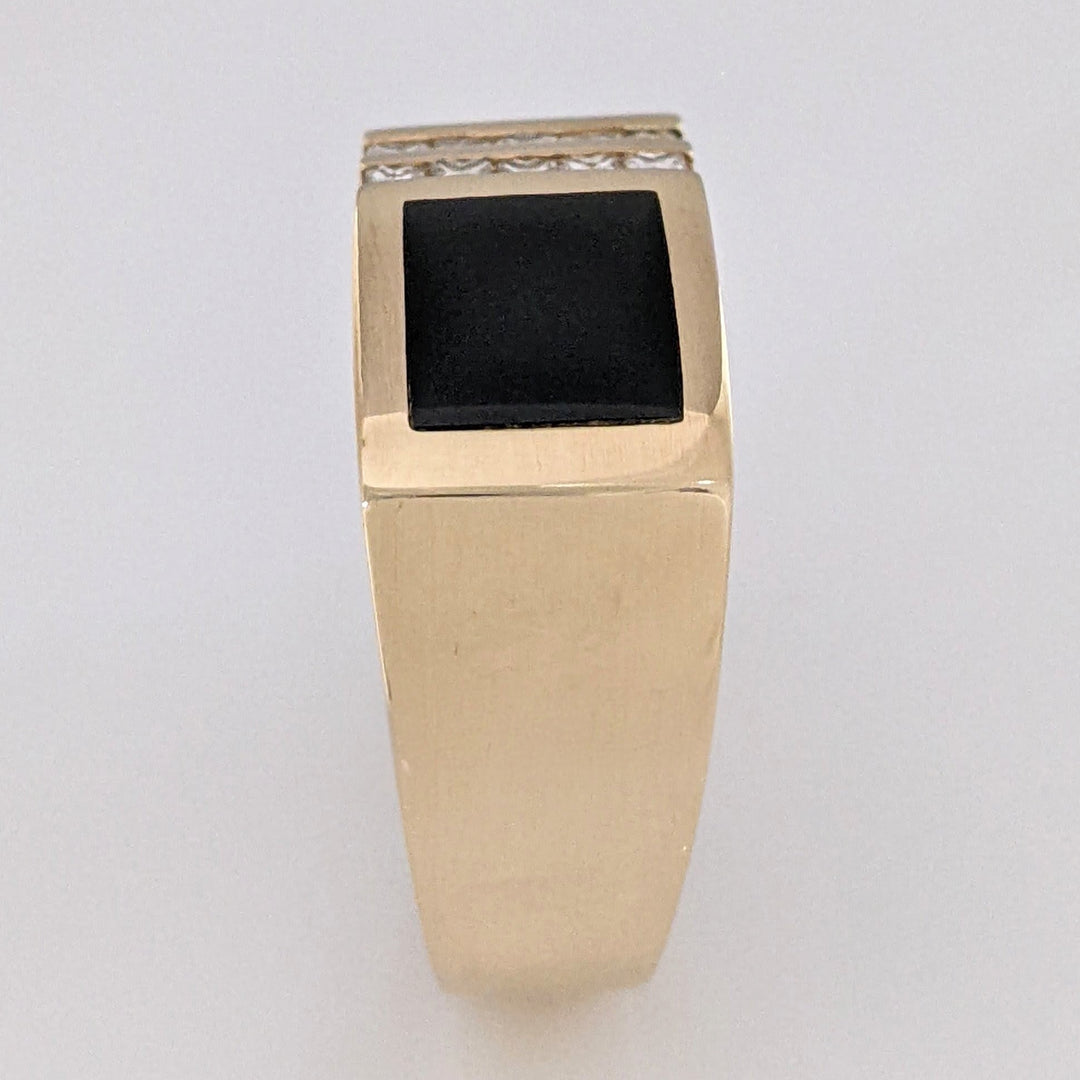 14K ONYX 7.5X10MM WITH .40 CARAT TOTAL WEIGHT (10) PRINCESS CUT ESTATE RING 12.8 GRAMS