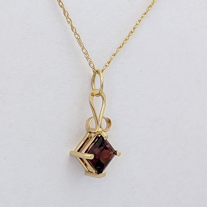 14K GARNET PRINCESS CUT 6MM ESTATE PENDANT &amp; CHAIN 1.7 GRAMS