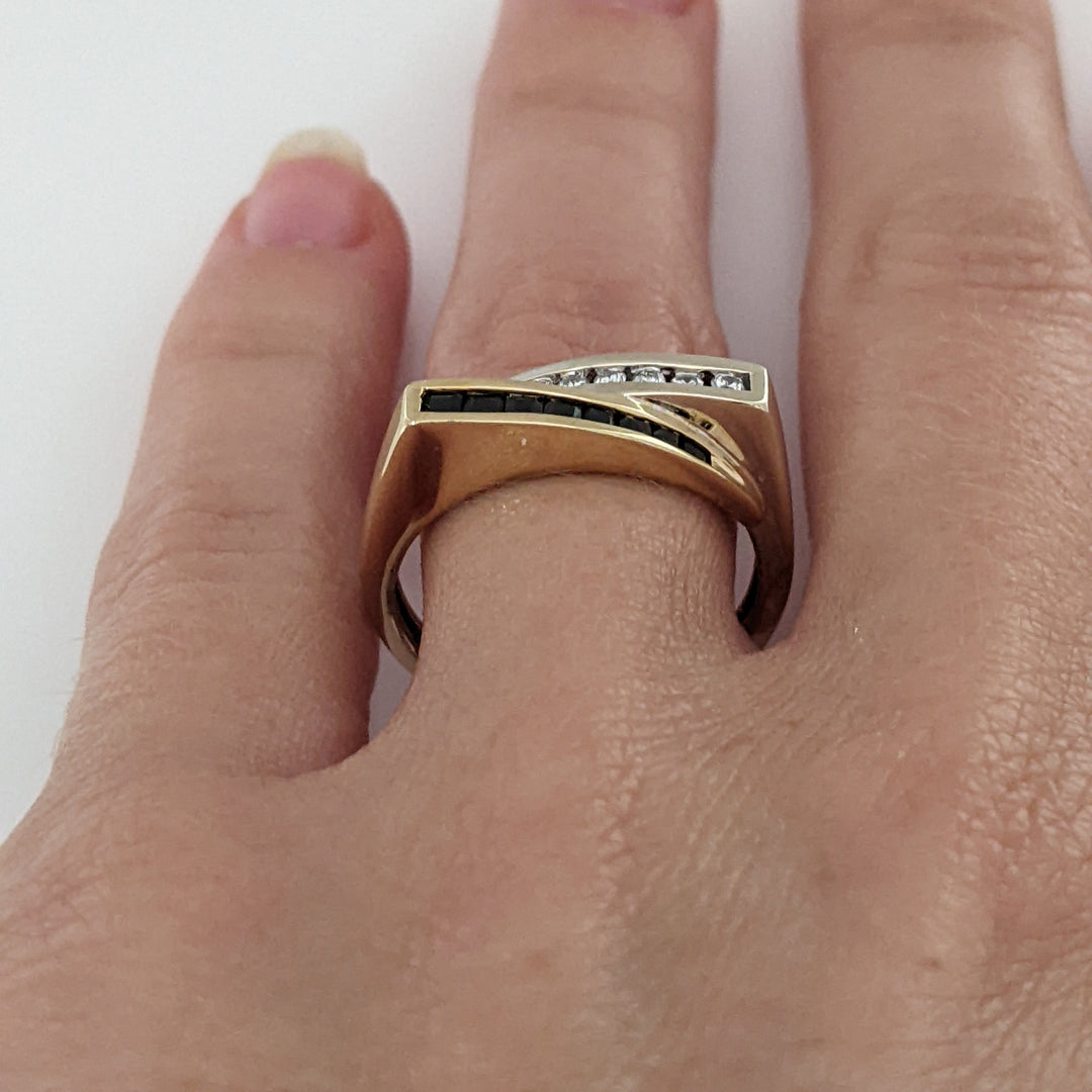 14K TWO-TONE .16 CARAT TOTAL WEIGHT I1 I DIAMOND ROUND (8) SAPPHIRE PRINCESS CUT (8) ESTATE CHANNEL BYPASS RING 4.0 GRAMS