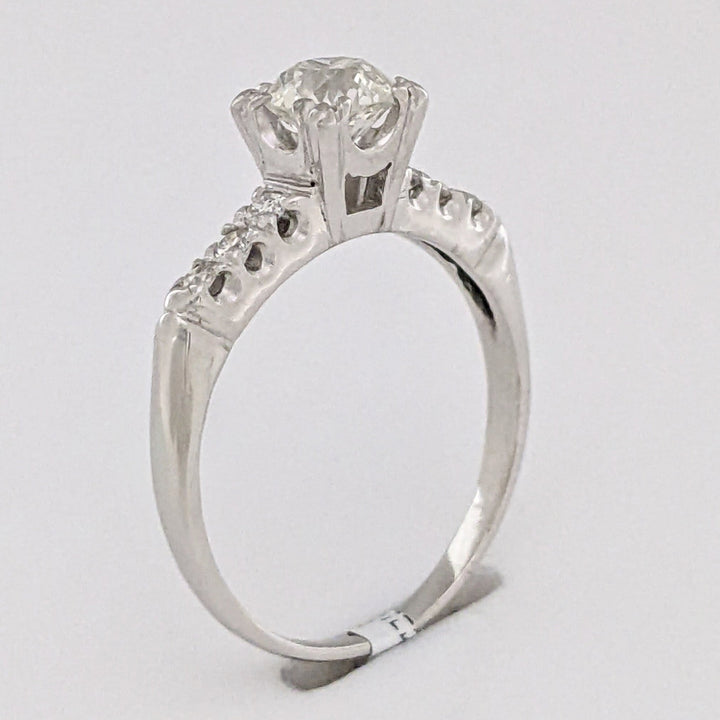PLATINUM .72 CARAT TOTAL VS2 J DIAMOND ROUND WITH .12 DIAMOND TOTAL WEIGHT ESTATE RING 3.9 GRAMS