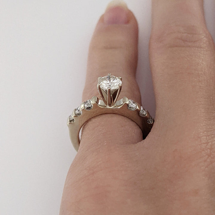 14K WHITE .75 CARAT TOTAL WEIGHT VS2 I DIAMOND ROUND (2) PRONGS SET (6) BAR SET ESTATE RING 3.6 GRAMS