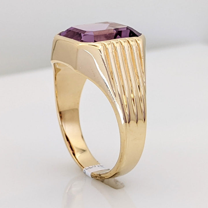 10K SYNTHETIC CORUNDUM EMERALD CUT 10X12 ESTATE RING 8.6 GRAMS