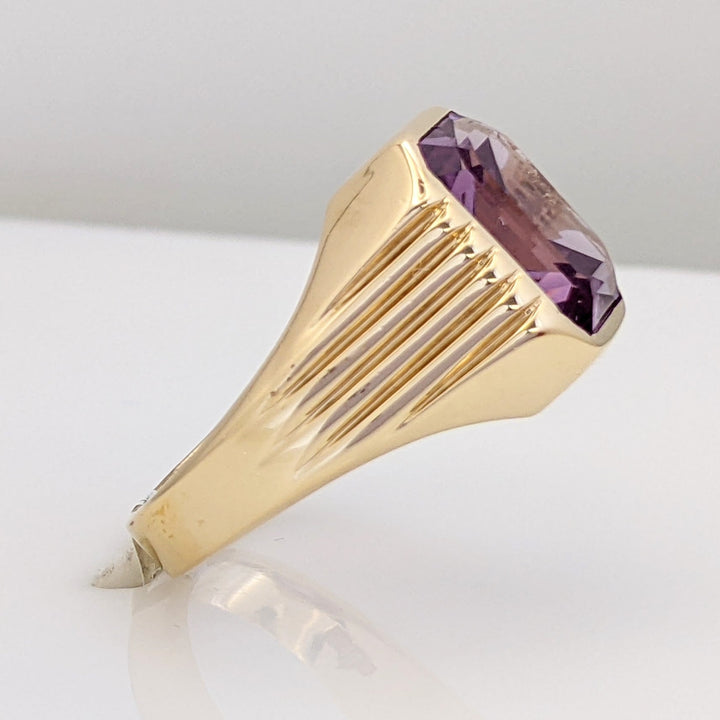 10K SYNTHETIC CORUNDUM EMERALD CUT 10X12 ESTATE RING 8.6 GRAMS