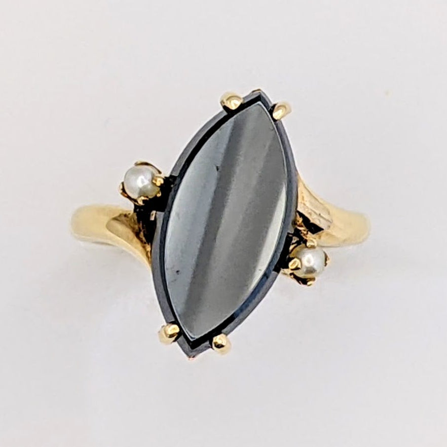 14K HEMATITE MARQUISE 8X17 WITH (2) 2.5MM PEARL ESTATE RING 4.9 GRAMS
