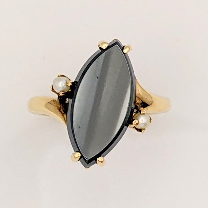 14K HEMATITE MARQUISE 8X17 WITH (2) 2.5MM PEARL ESTATE RING 4.9 GRAMS