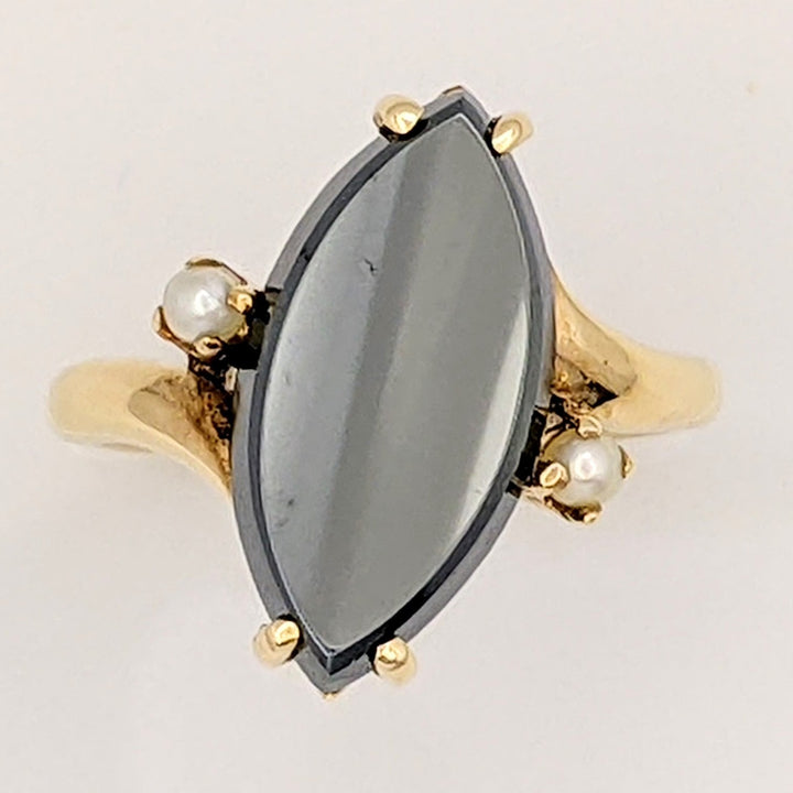 14K HEMATITE MARQUISE 8X17 WITH (2) 2.5MM PEARL ESTATE RING 4.9 GRAMS