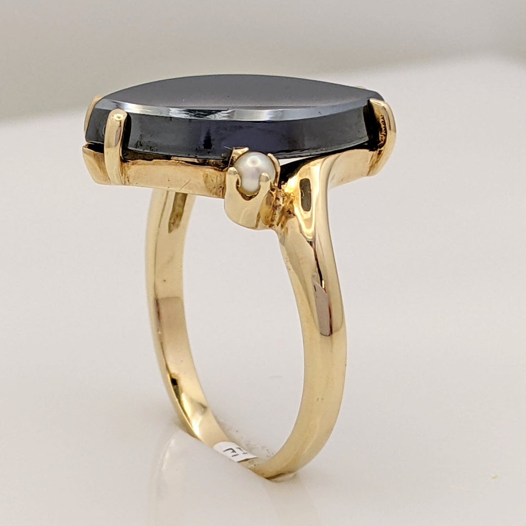 14K HEMATITE MARQUISE 8X17 WITH (2) 2.5MM PEARL ESTATE RING 4.9 GRAMS