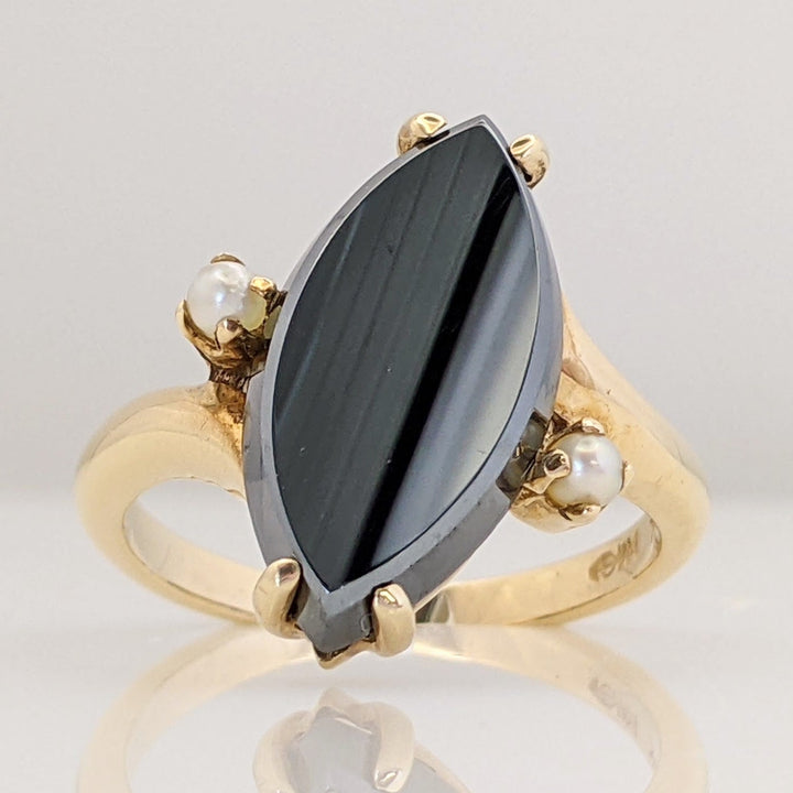14K HEMATITE MARQUISE 8X17 WITH (2) 2.5MM PEARL ESTATE RING 4.9 GRAMS