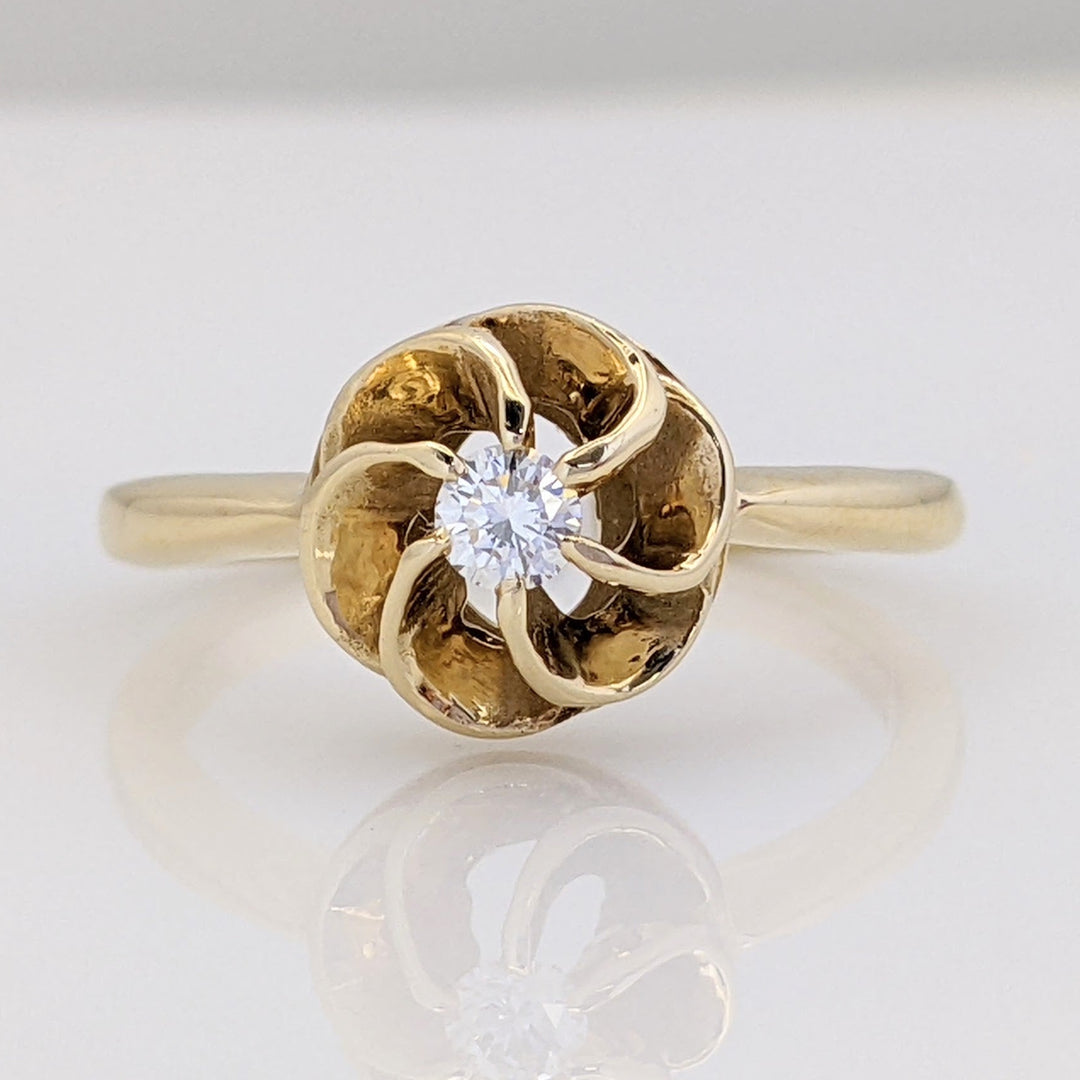 14K .10 CARAT TOTAL DIAMOND ROUND FLOWER ESTATE RING 3.6 GRAMS