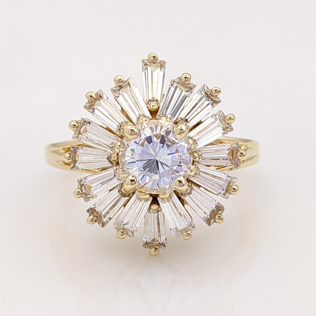 14K CUBIC ZIRCONIA 5.9MM ROUND WITH (16) BAGUETTE ESTATE RING 5.9 GRAMS