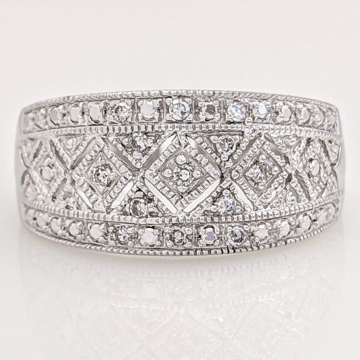 10K WHITE .12 CARAT TOTAL WEIGHT DIAMOND ROUND (13) DIAMOND CUT ESTATE BAND 3.1 GRAMS