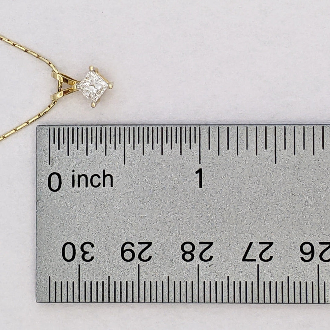 14K .45 CARAT TOTAL WEIGHT I1 H DIAMOND PRINCESS CUT ESTATE PENDANT &amp; CHAIN 2.9 GRAMS
