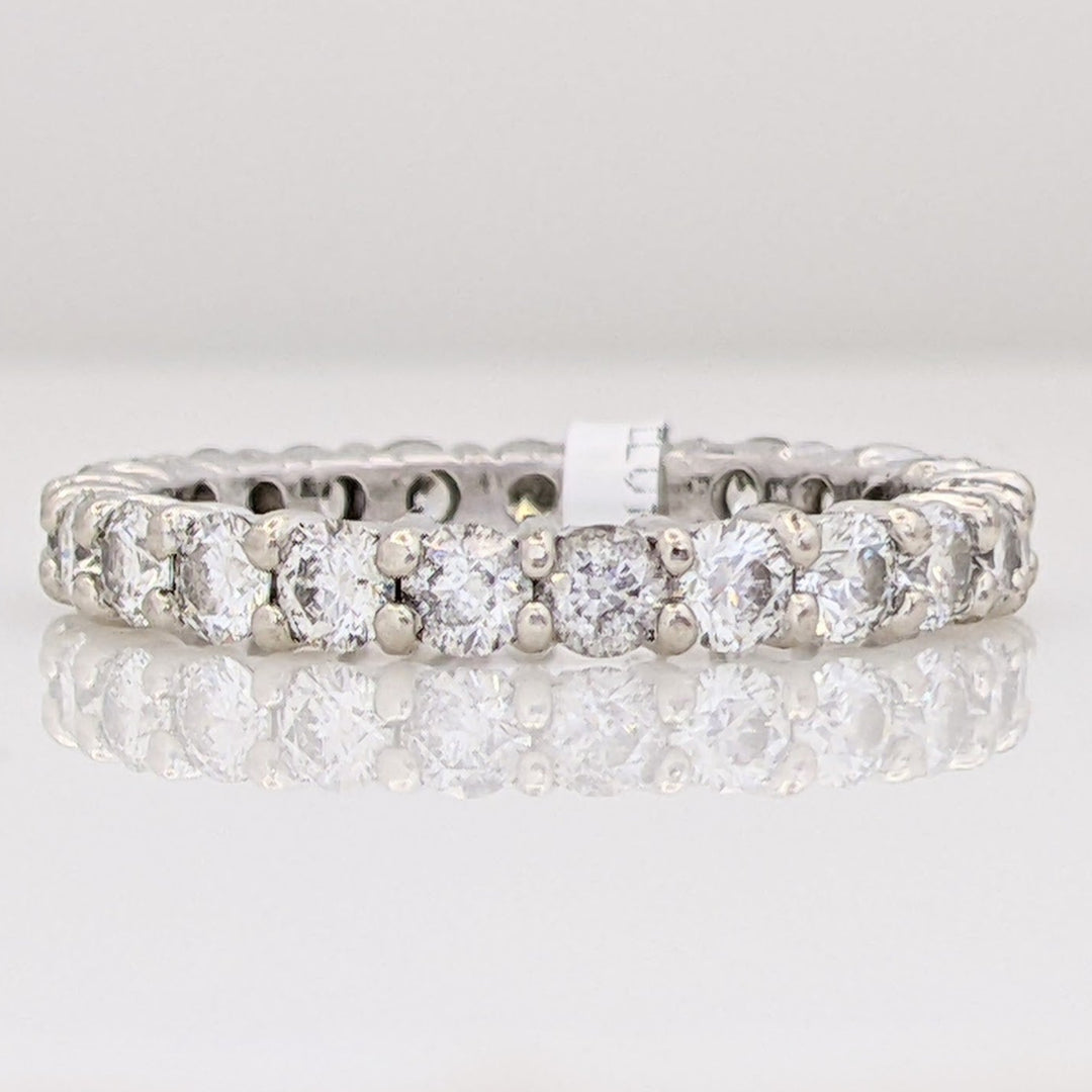 18K WHITE 1.76 CARAT TOTAL WEIGHT SI1 I DIAMOND ROUND (22) ESTATE ETERNITY BAND 3.8 GRAMS