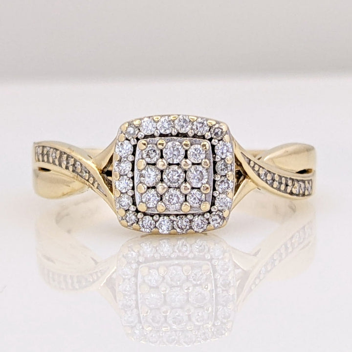 14K .25 CARAT TOTAL WEIGHT SI1 H DIAMOND ROUND (36) CLUSTER TWIST ESTATE RING 4.0 GRAMS