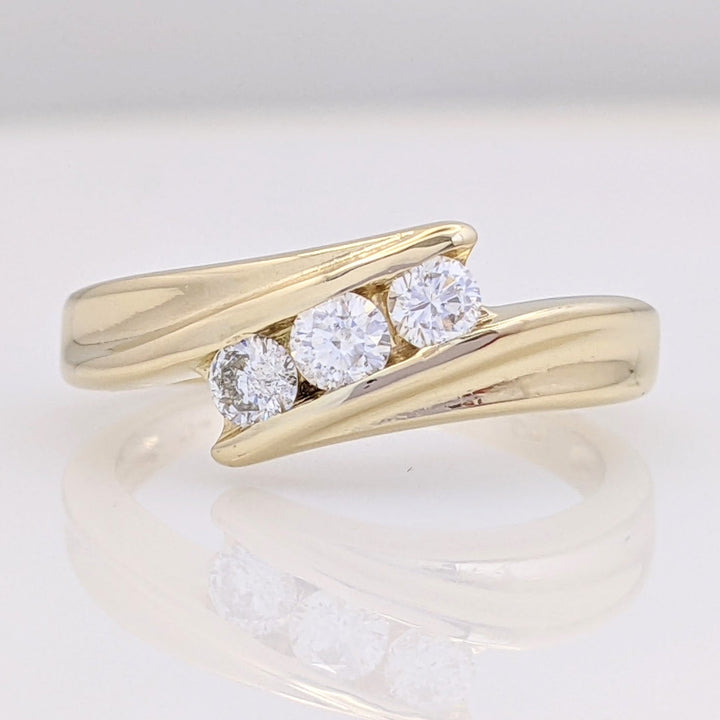 14K .24 CARAT TOTAL WEIGHT SI2 H DIAMOND ROUND (3) ESTATE BYPASS RING 3.2 GRAMS