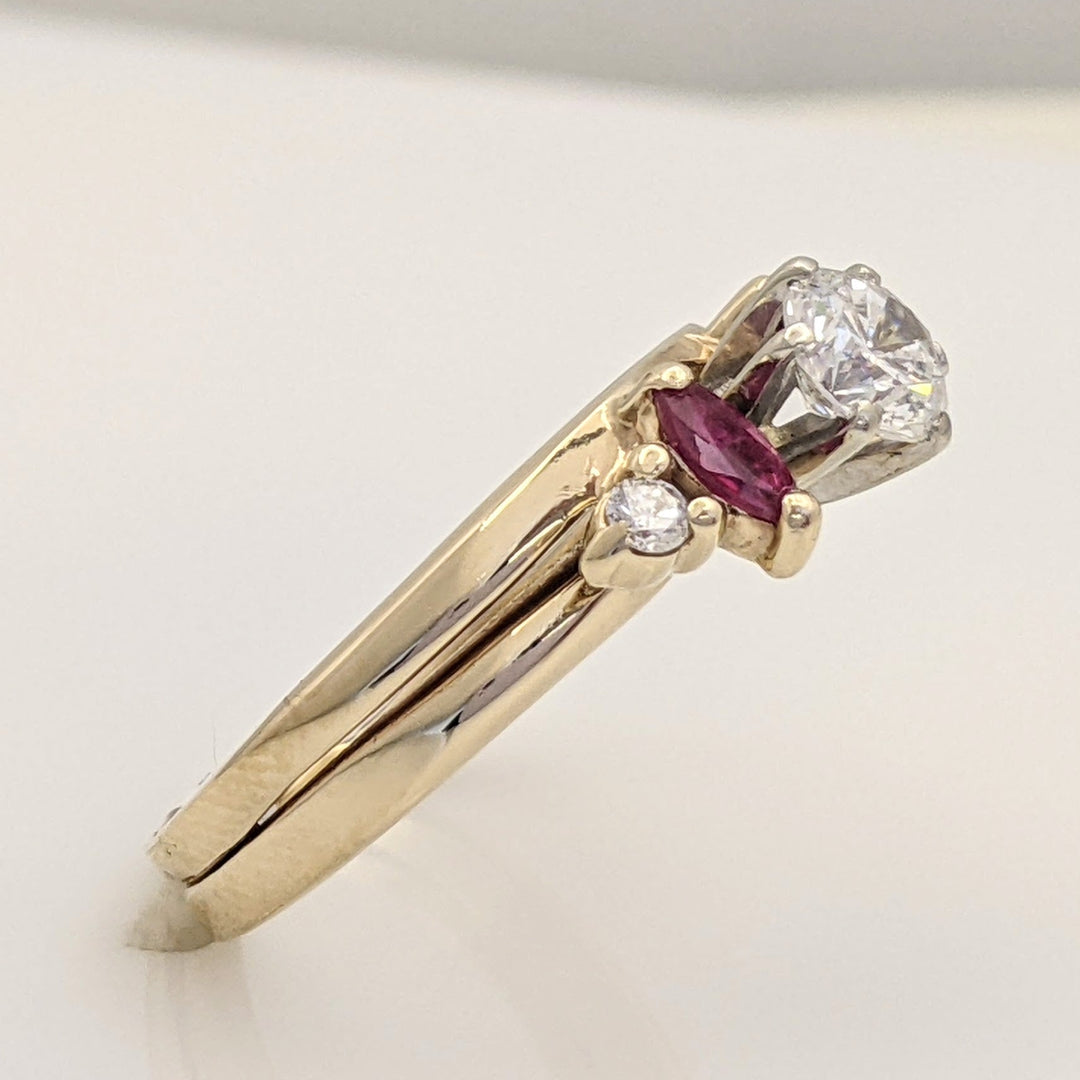 14K .52 CARAT TOTAL WEIGHT SI2 H DIAMOND ROUND (3) RUBY MARQUISE (2) ESTATE RING 3.9 GRAMS