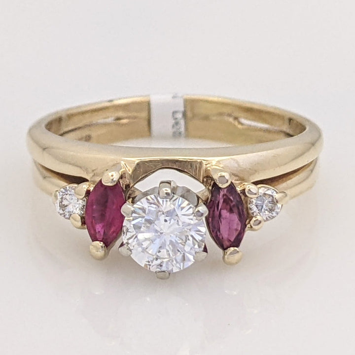 14K .52 CARAT TOTAL WEIGHT SI2 H DIAMOND ROUND (3) RUBY MARQUISE (2) ESTATE RING 3.9 GRAMS