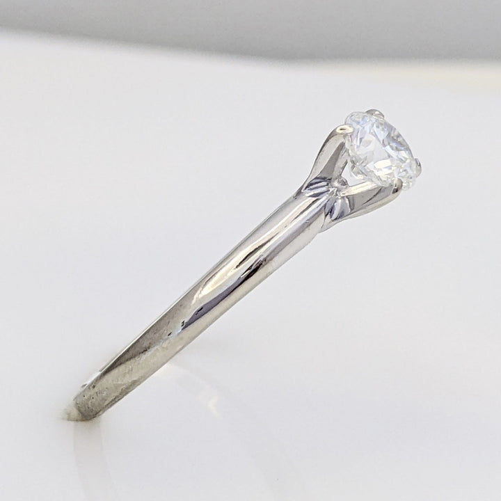 14K WHITE .61 CARAT TOTAL SI2 G DIAMOND ROUND ESTATE SOLITAIRE RING 2.3 GRAMS