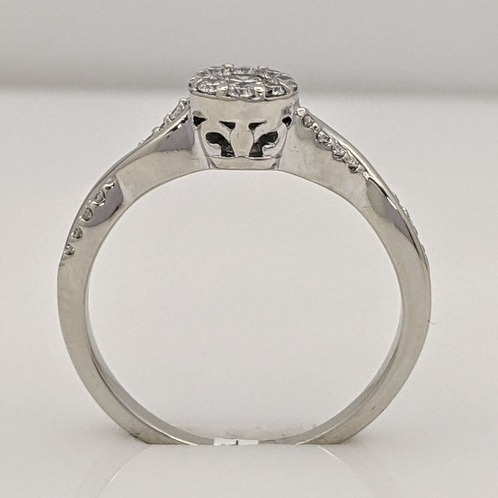 10K WHITE .31 CARAT TOTAL WEIGHT SI2 H DIAMOND ROUND (25) CLUSTER TWIST ESTATE RING 2.4 GRAMS