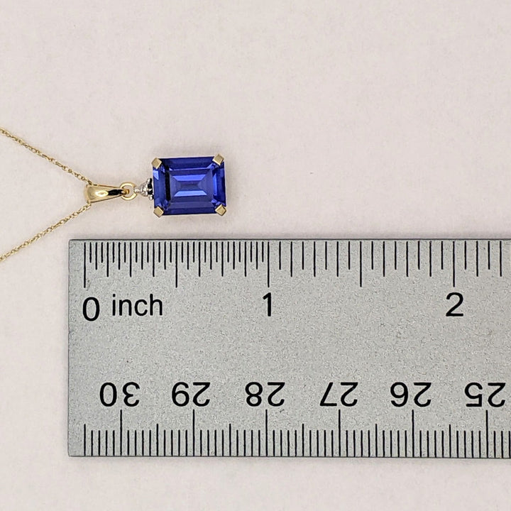 10K SYNTHETIC SAPHIRE EMERALD CUT 8X10 WITH MELEE ESTATE PENDANT &amp; CHAIN 1.9 GRAMS