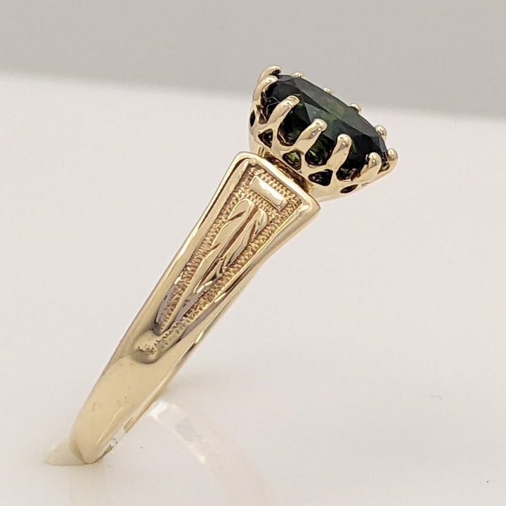 14K GREEN TOURMALINE OVAL 5X7 MULTI-PRONG ESTATE RING 2.4 GRAMS
