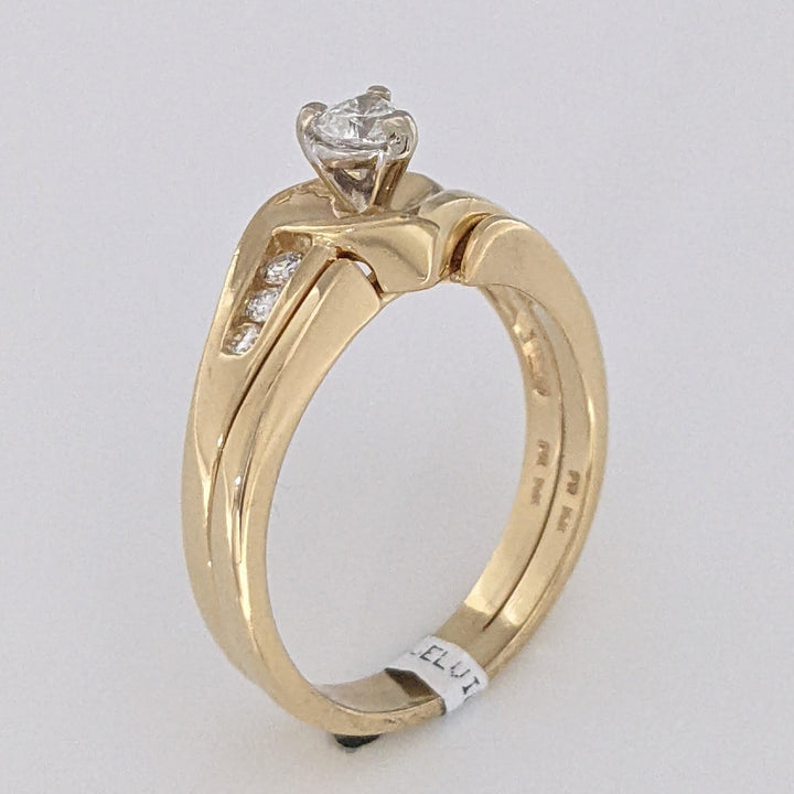 14K .35 CARAT TOTAL WEIGHT SI1 H DIAMOND HEART (1) ROUND (6) ESTATE RING 4.8 GRAMS