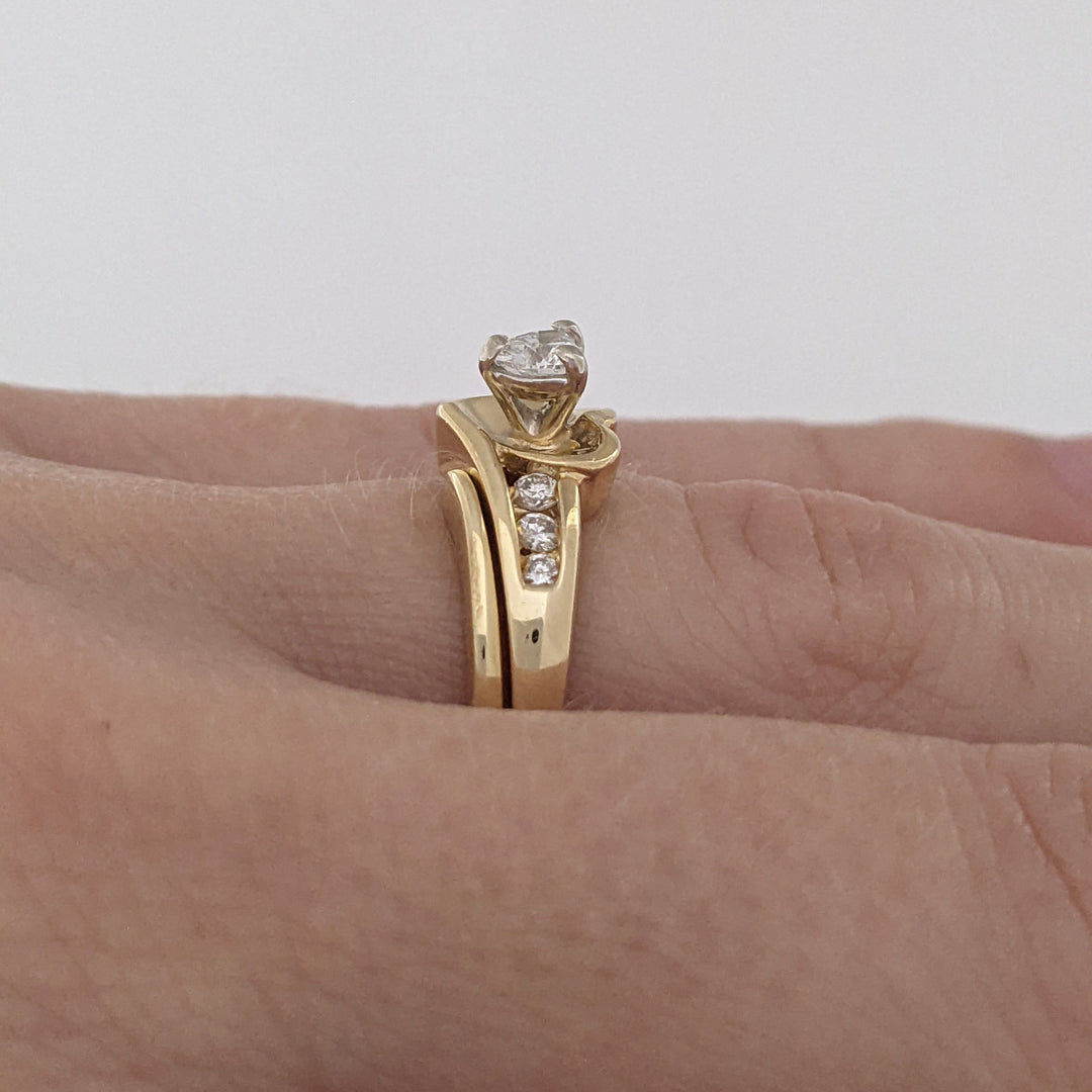 14K .35 CARAT TOTAL WEIGHT SI1 H DIAMOND HEART (1) ROUND (6) ESTATE RING 4.8 GRAMS