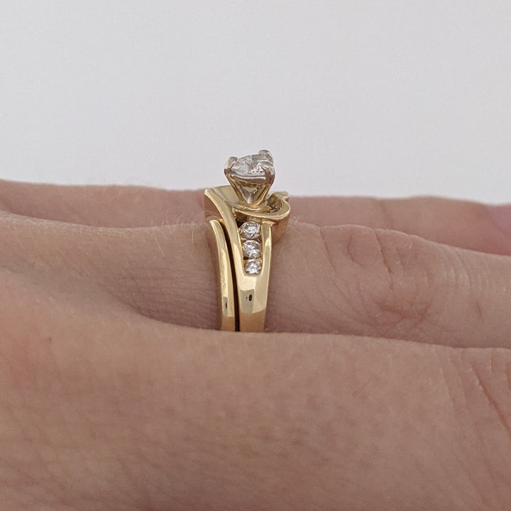 14K .35 CARAT TOTAL WEIGHT SI1 H DIAMOND HEART (1) ROUND (6) ESTATE RING 4.8 GRAMS