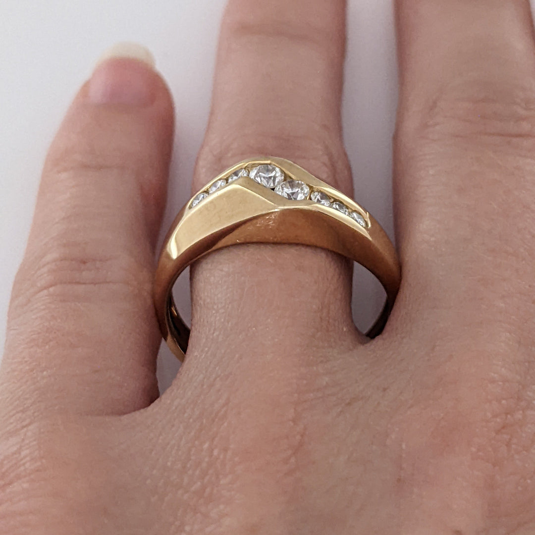 14K .40 CARAT TOTAL WEIGHT SI2 G DIAMOND ROUND (8) CHANNEL ESTATE BAND 5.3 GRAMS
